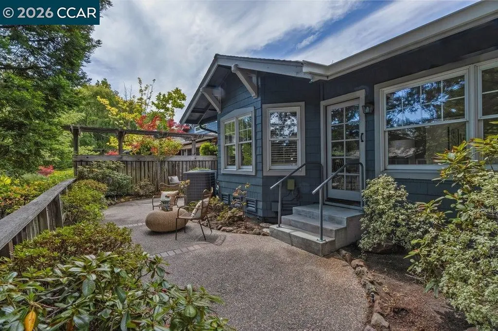 1901 Lakeshire Drive Walnut Creek CA 94595