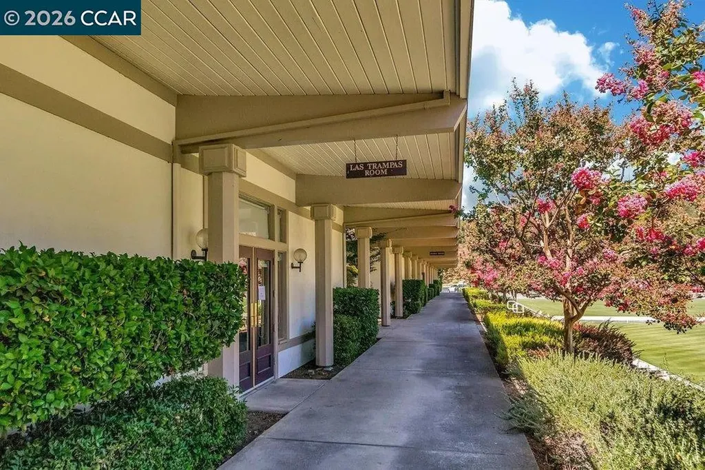 1901 Lakeshire Drive Walnut Creek CA 94595