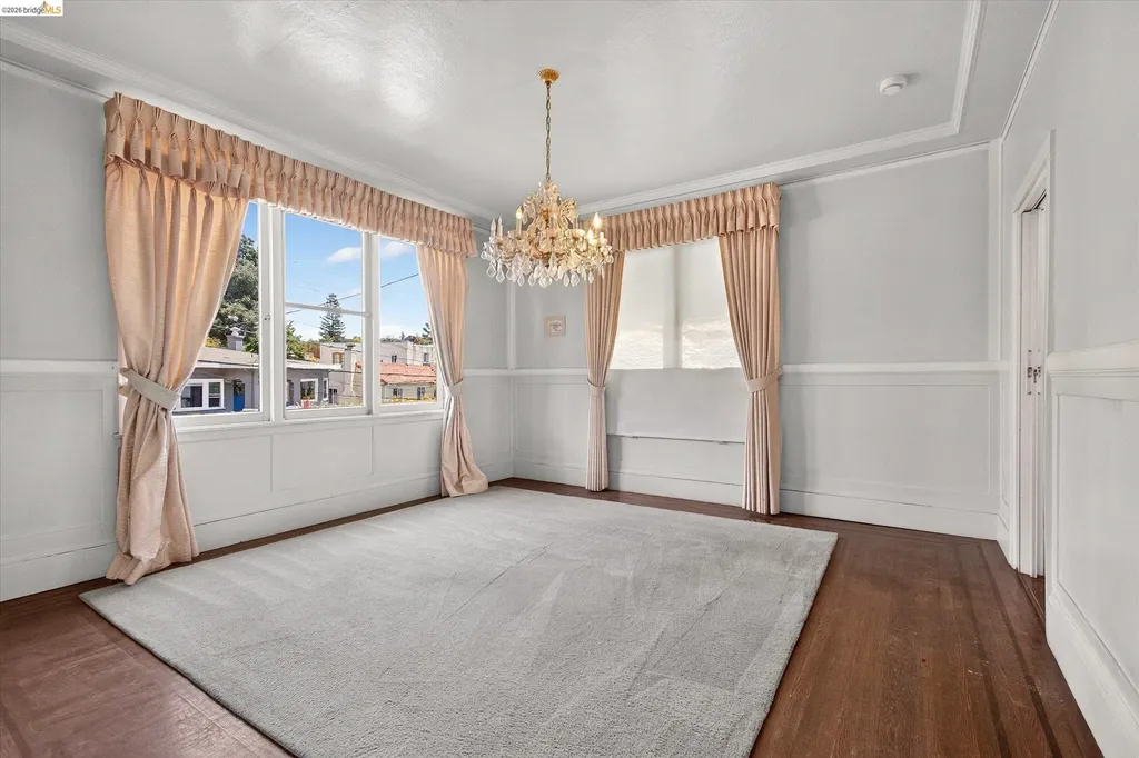 617 Boulevard Way Oakland CA 94610