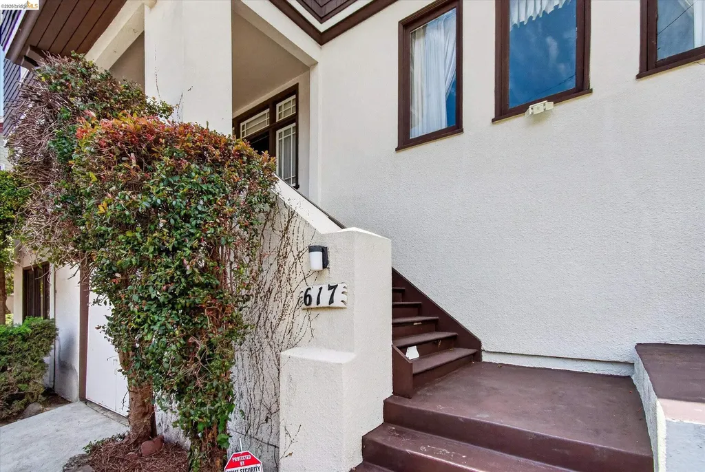 617 Boulevard Way Oakland CA 94610