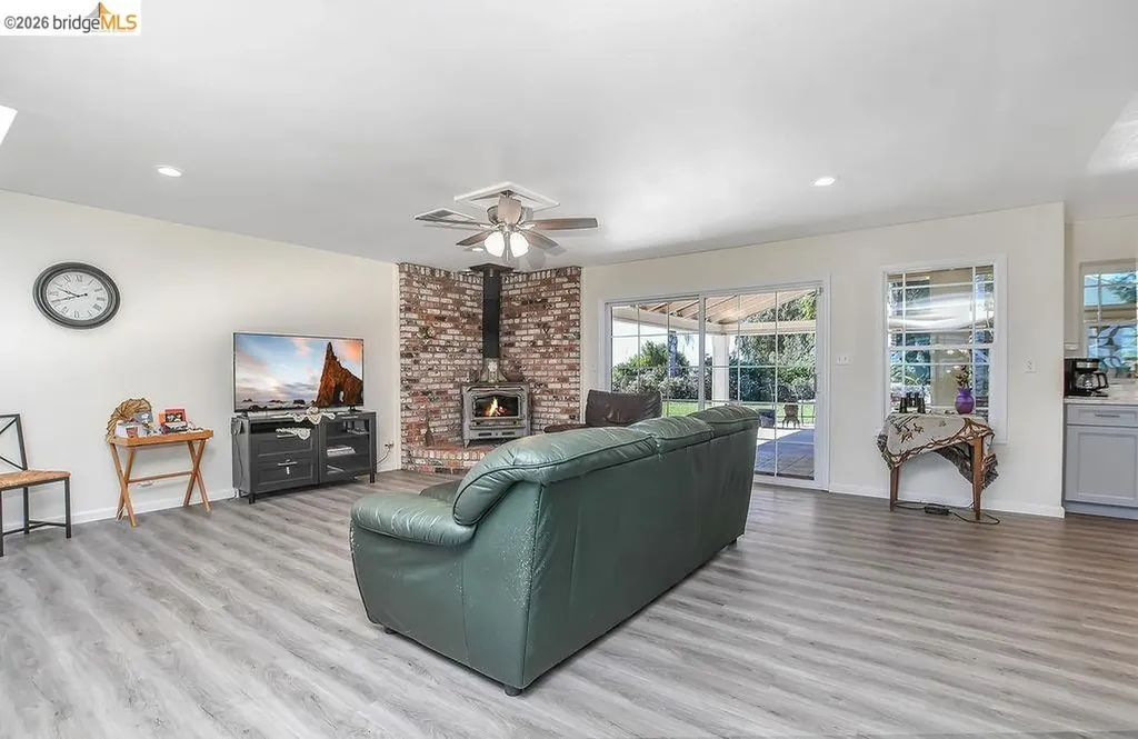 1700 Eureka Avenue Brentwood CA 94513