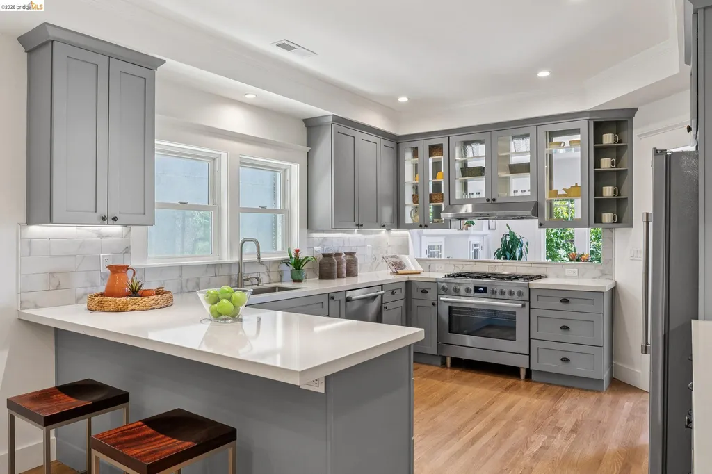 2019 Del Norte Berkeley CA 94707