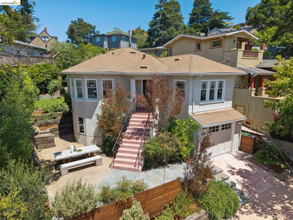 2019 Del Norte Berkeley CA 94707