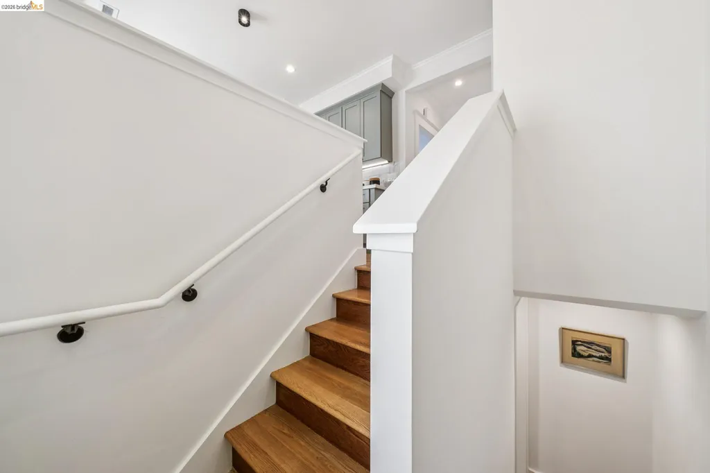 2019 Del Norte Berkeley CA 94707