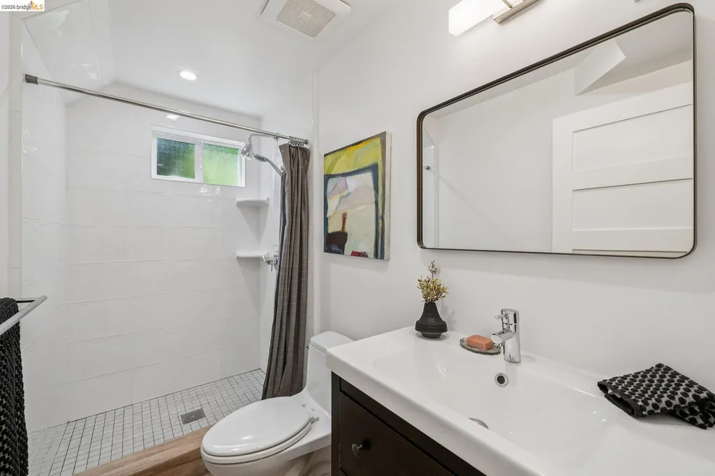 2019 Del Norte Berkeley CA 94707