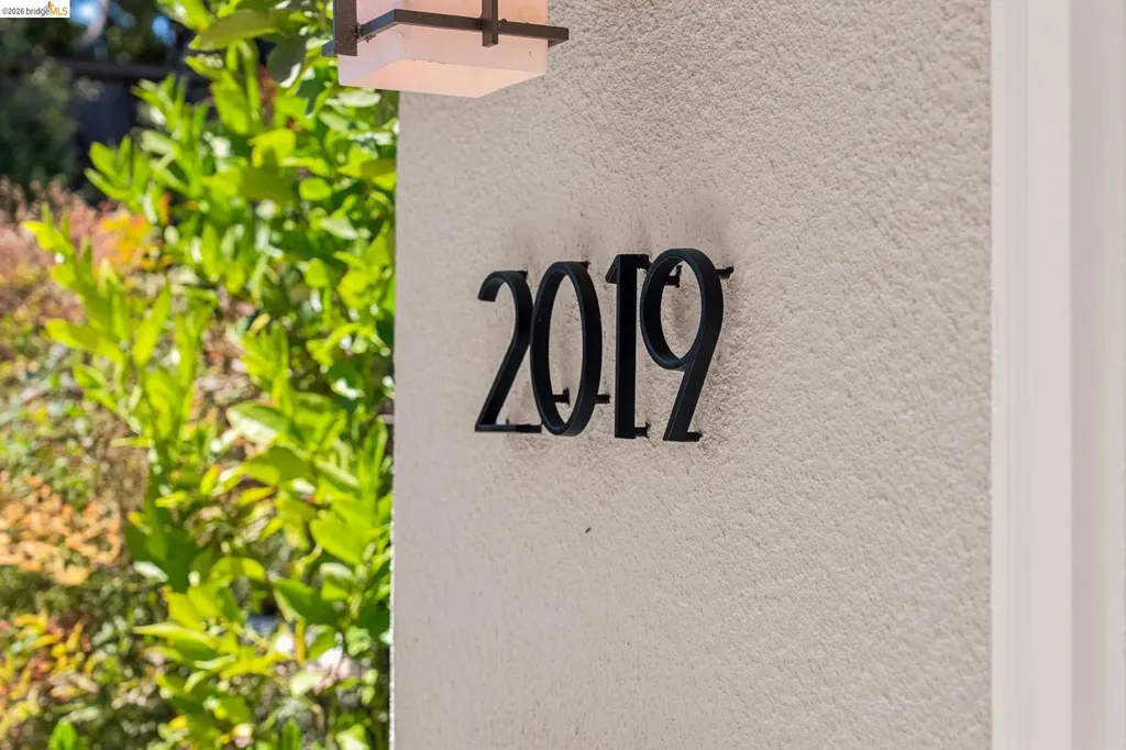 2019 Del Norte Berkeley CA 94707