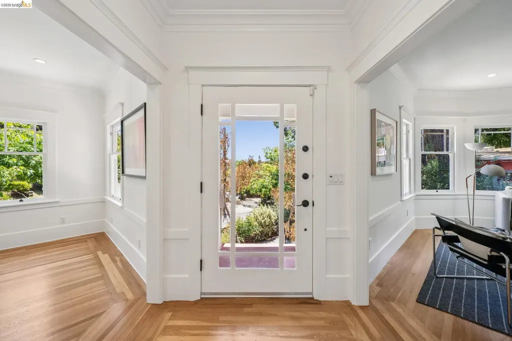 2019 Del Norte Berkeley CA 94707