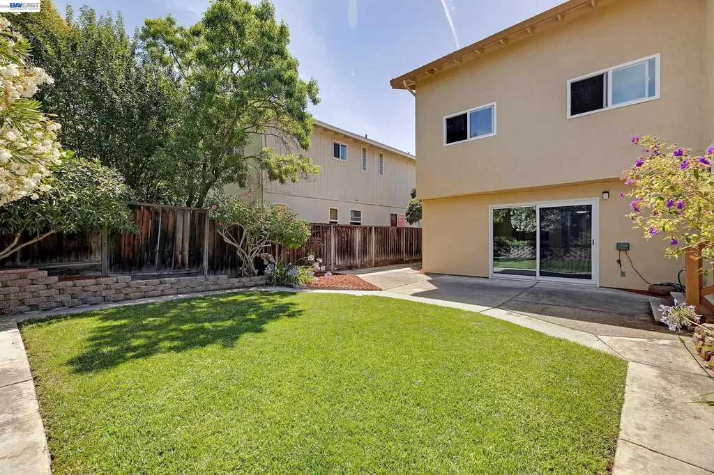 250 Melendez Avenue Fremont CA 94539