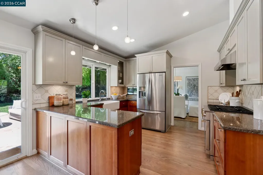 247 Corliss Drive Moraga CA 94556