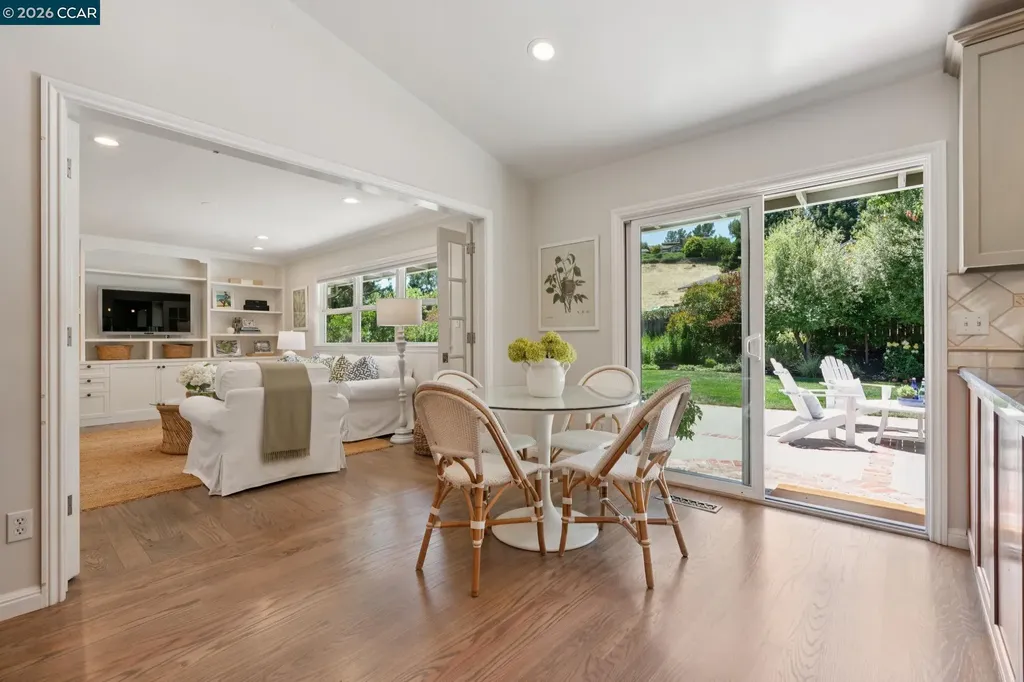 247 Corliss Drive Moraga CA 94556