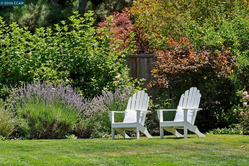 247 Corliss Drive Moraga CA 94556