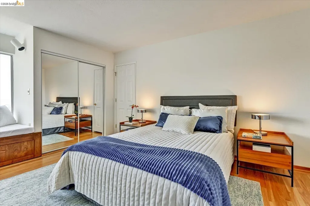 585 Crestmont Drive Oakland CA 94619