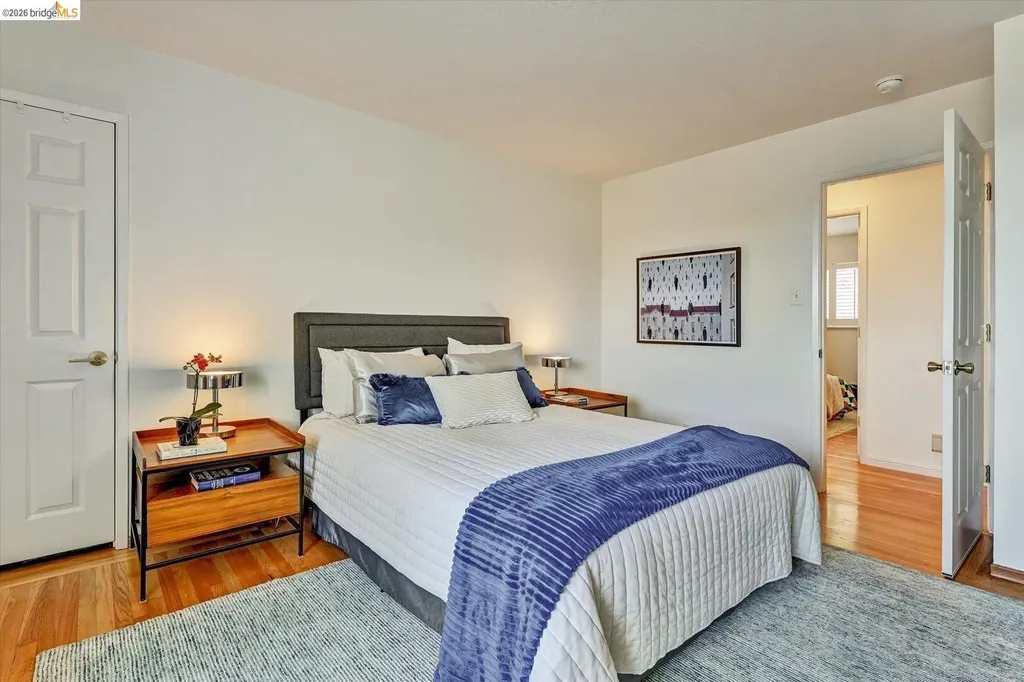 585 Crestmont Drive Oakland CA 94619
