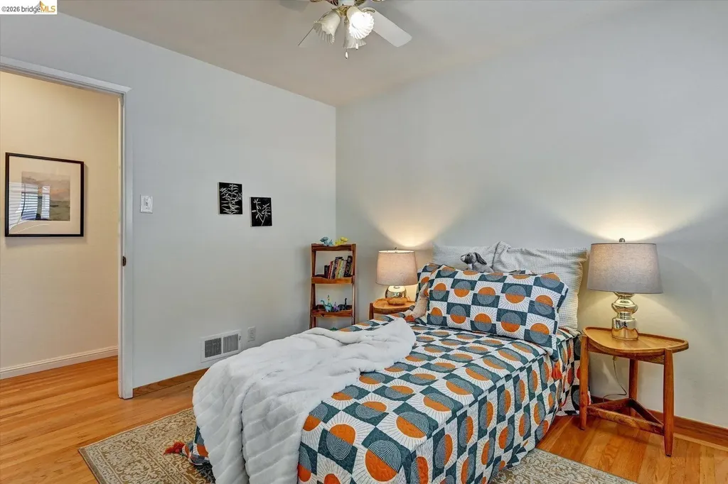 585 Crestmont Drive Oakland CA 94619