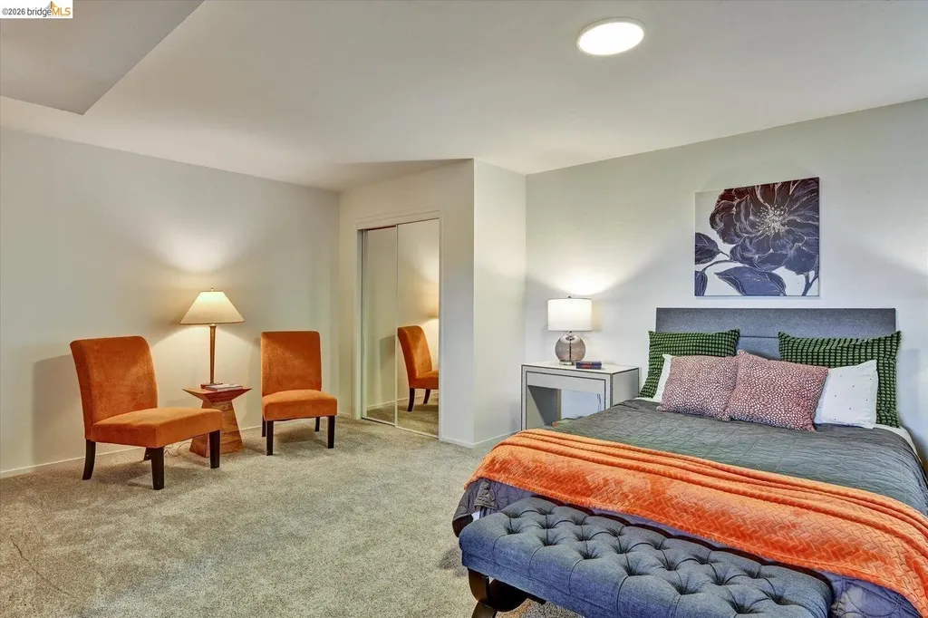 585 Crestmont Drive Oakland CA 94619