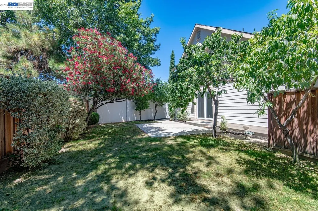 282 Del Valle Court Pleasanton CA 94566