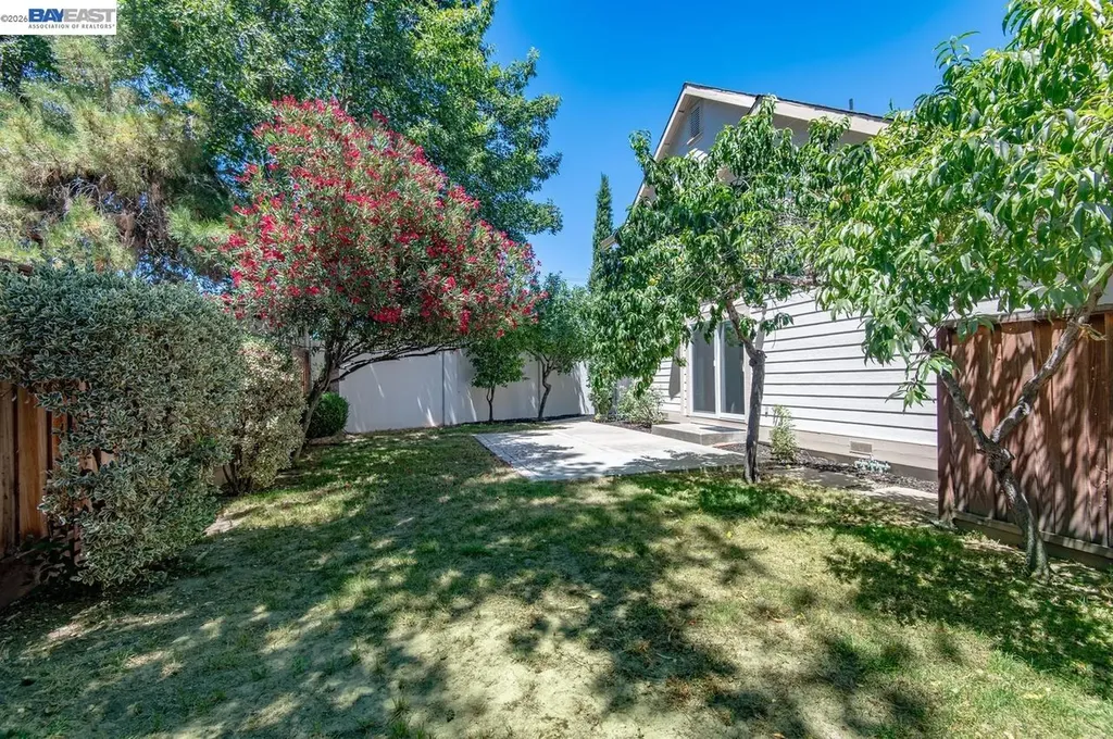 282 Del Valle Court Pleasanton CA 94566