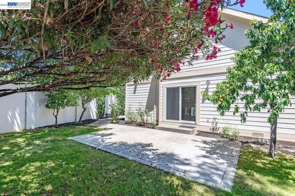 282 Del Valle Court Pleasanton CA 94566