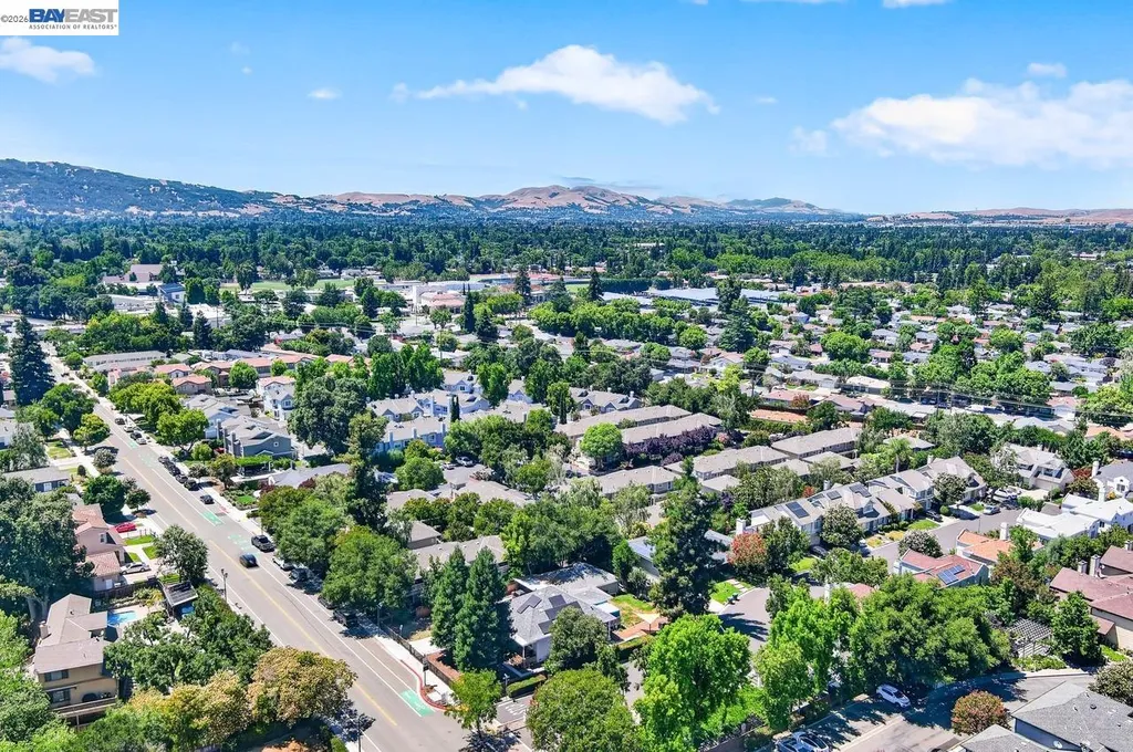 282 Del Valle Court Pleasanton CA 94566