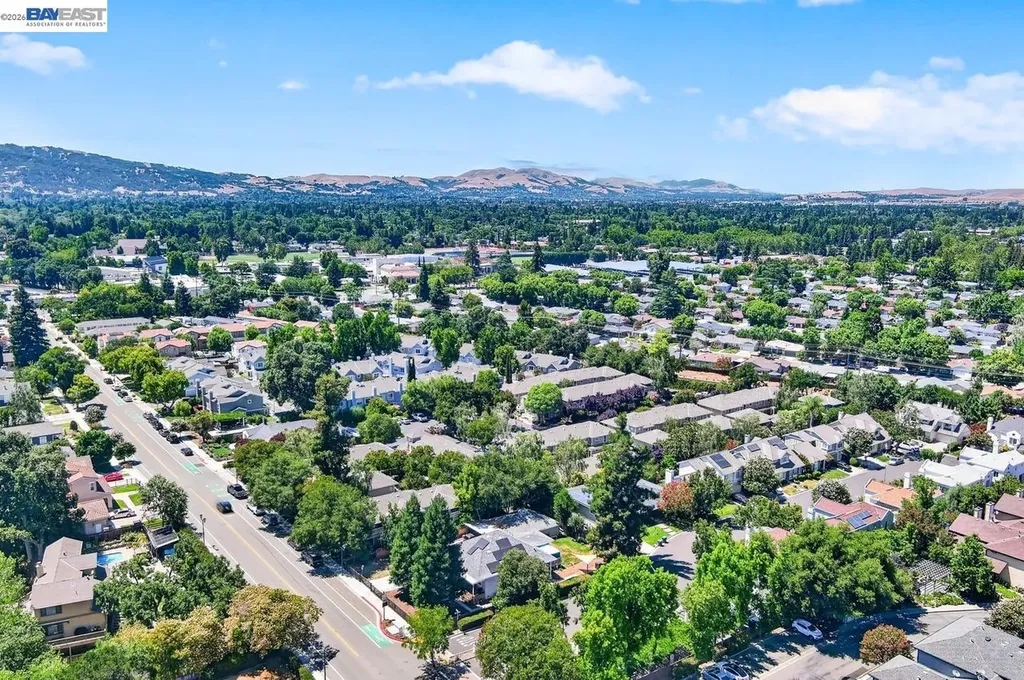 282 Del Valle Court Pleasanton CA 94566
