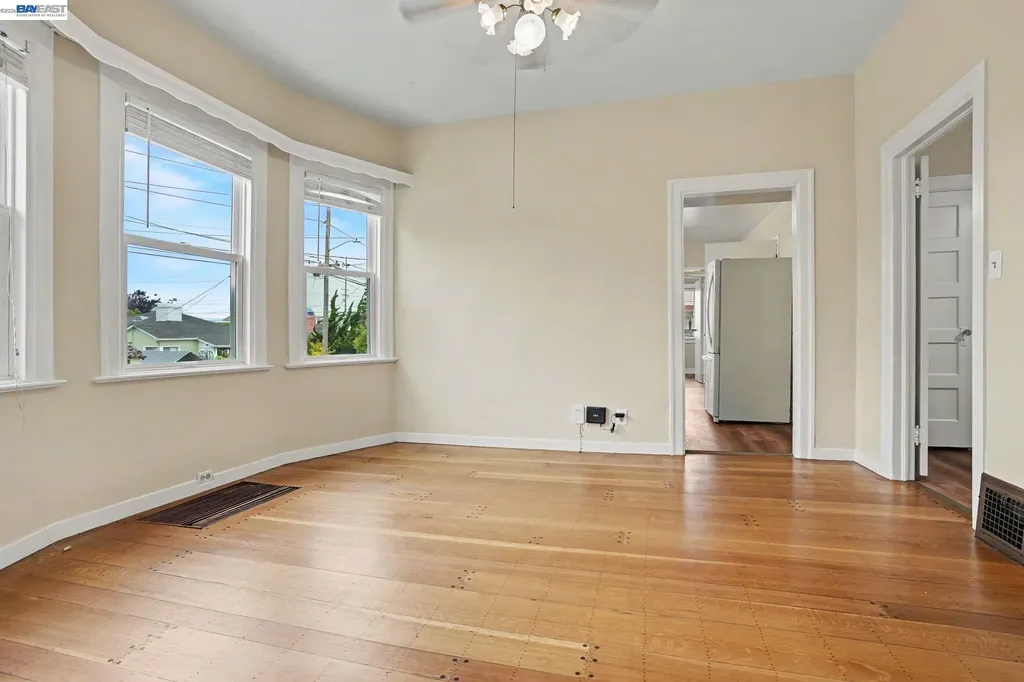301 Lincoln Avenue Alameda CA 94501