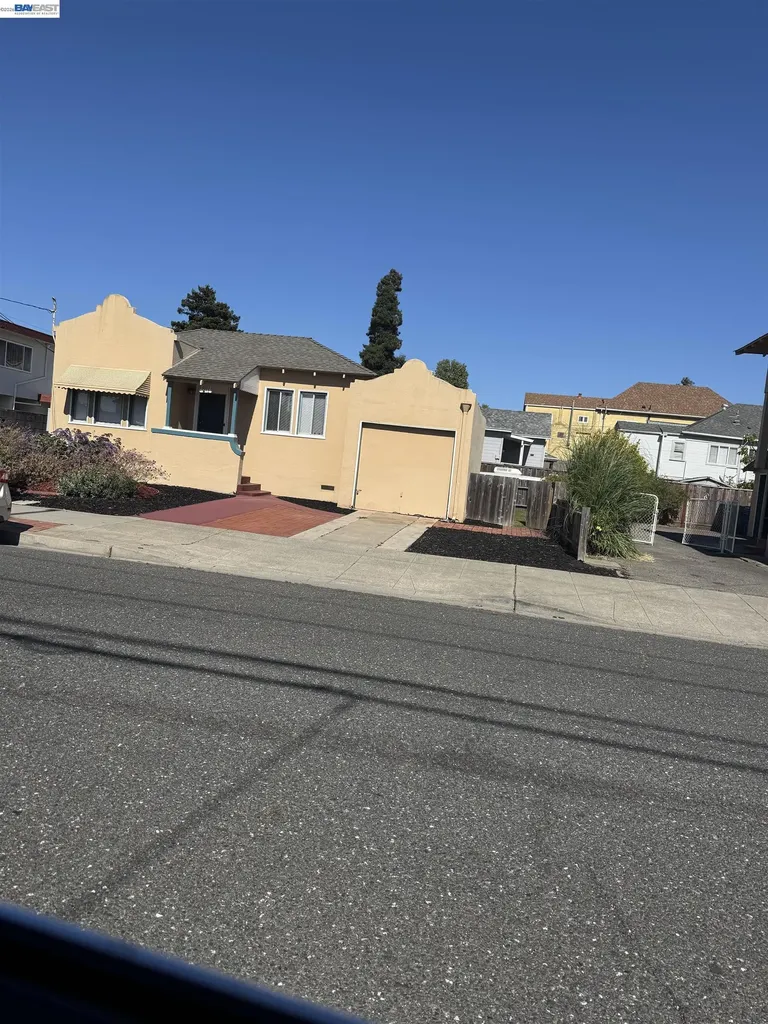 301 Lincoln Avenue Alameda CA 94501