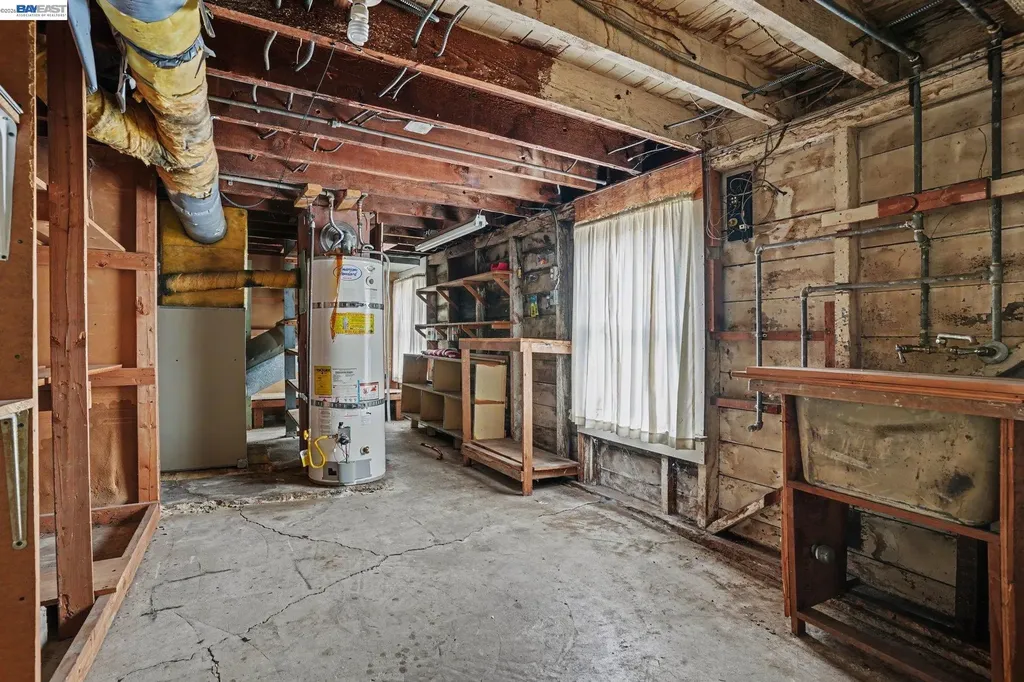 301 Lincoln Avenue Alameda CA 94501