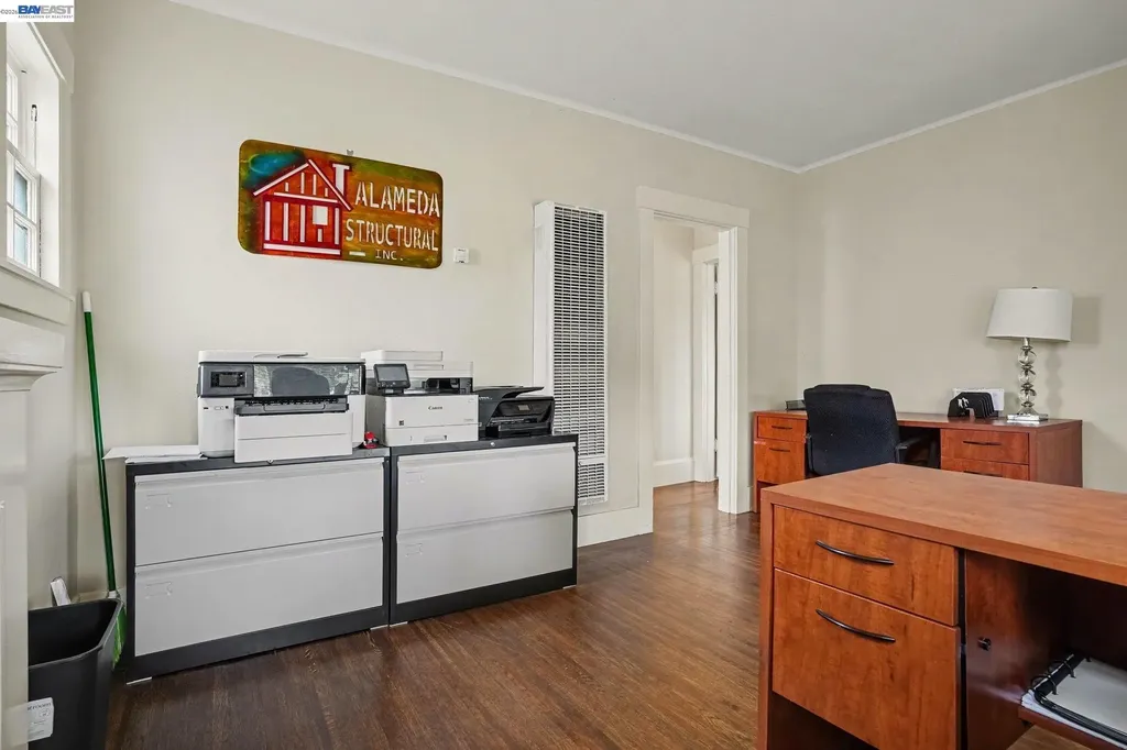 301 Lincoln Avenue Alameda CA 94501