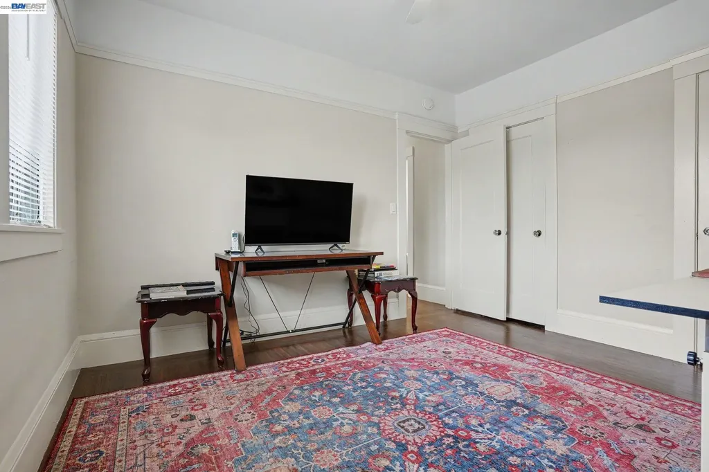 301 Lincoln Avenue Alameda CA 94501
