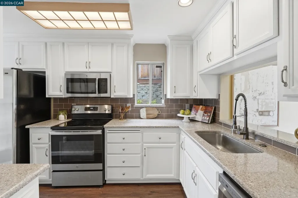 290 Pebblecreek Court Martinez CA 94553