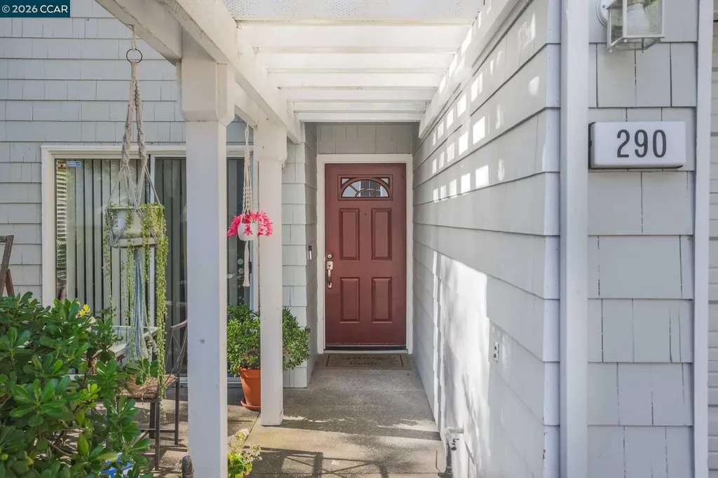 290 Pebblecreek Court Martinez CA 94553