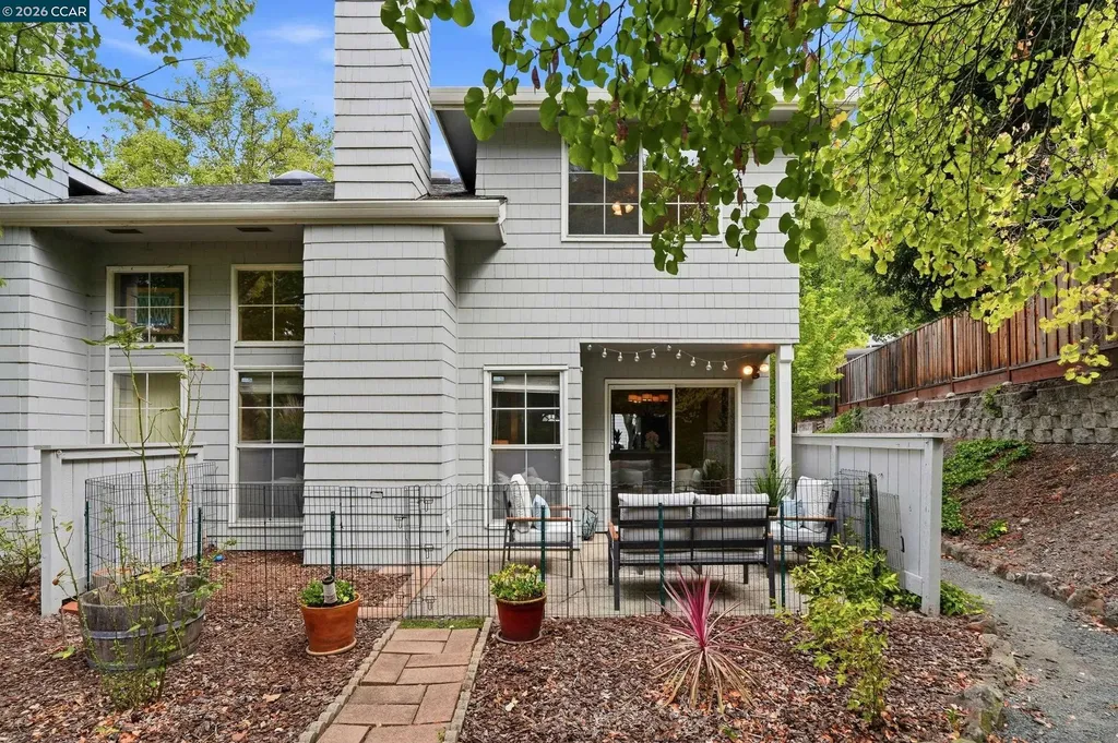 290 Pebblecreek Court Martinez CA 94553