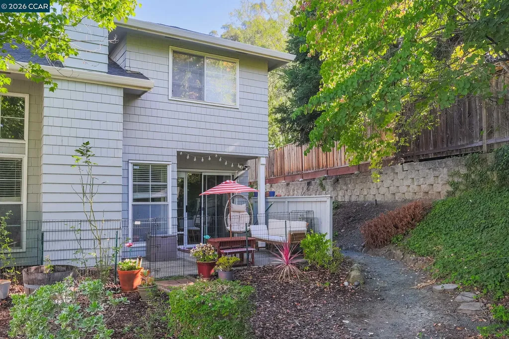 290 Pebblecreek Court Martinez CA 94553