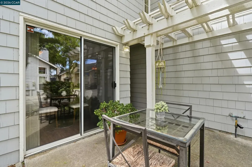 290 Pebblecreek Court Martinez CA 94553