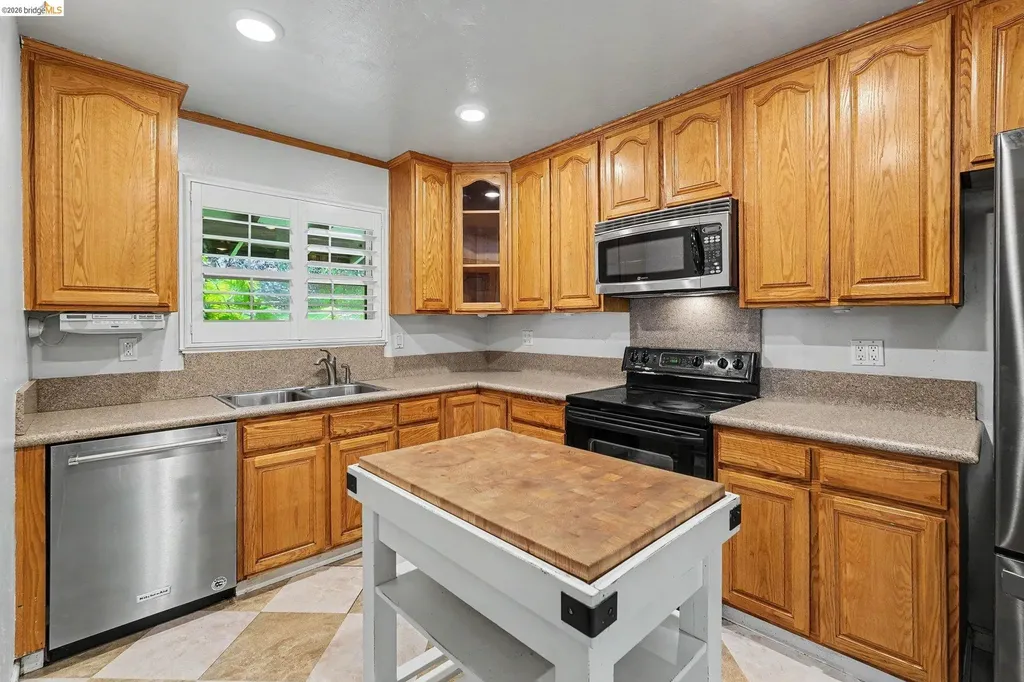 1126 Mission Drive Antioch CA 94509