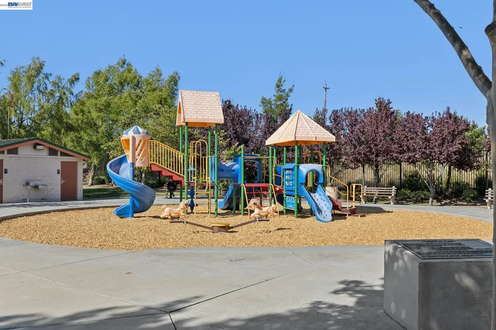 34102 Zaner Way Union City CA 94587