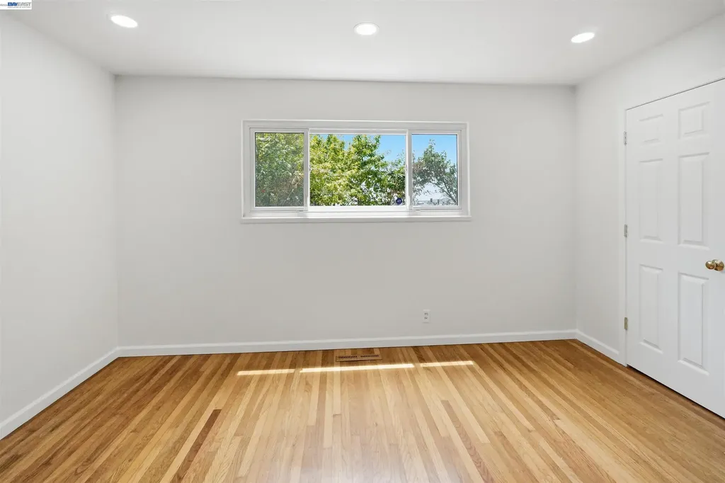 2337 Bentley Court Castro Valley CA 94546