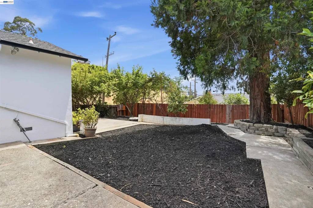 2337 Bentley Court Castro Valley CA 94546