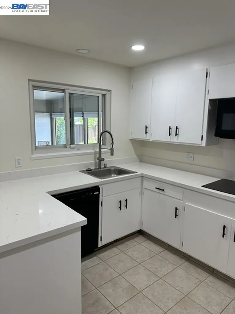 2337 Bentley Court Castro Valley CA 94546