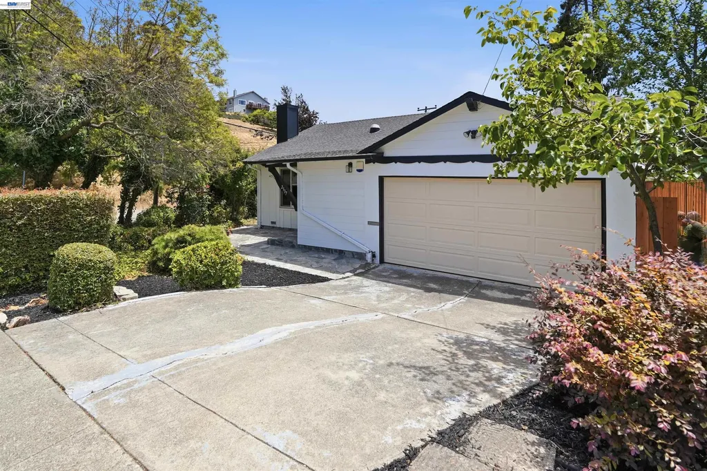 2337 Bentley Court Castro Valley CA 94546