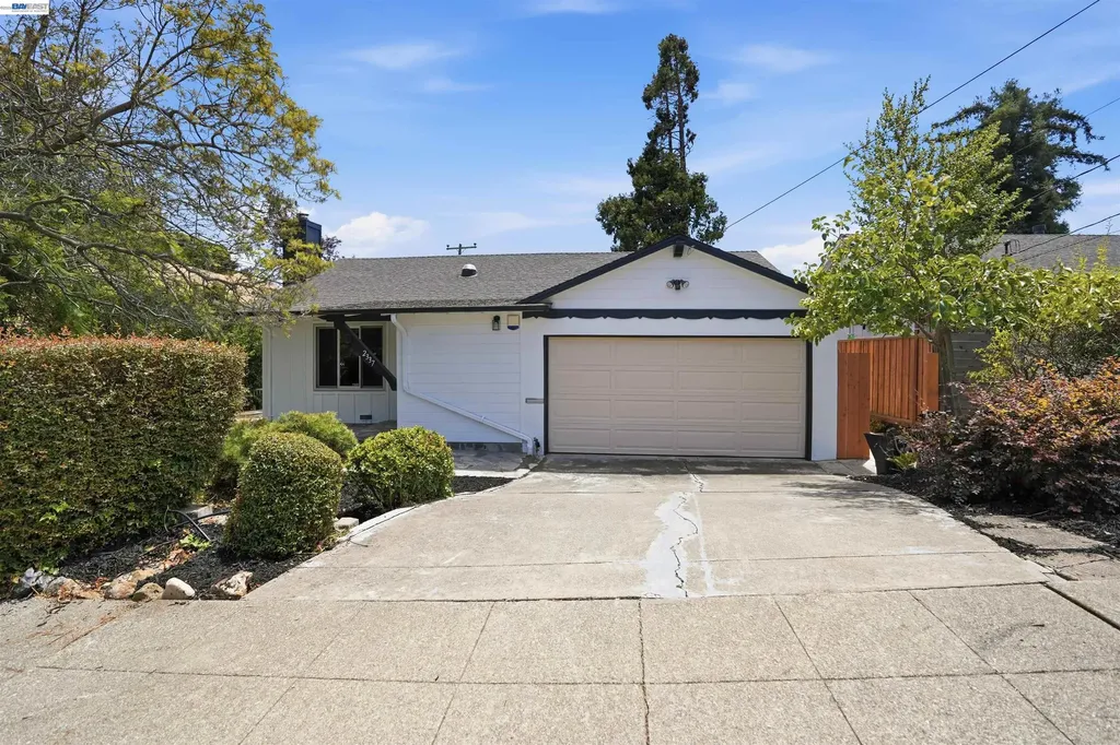 2337 Bentley Court Castro Valley CA 94546