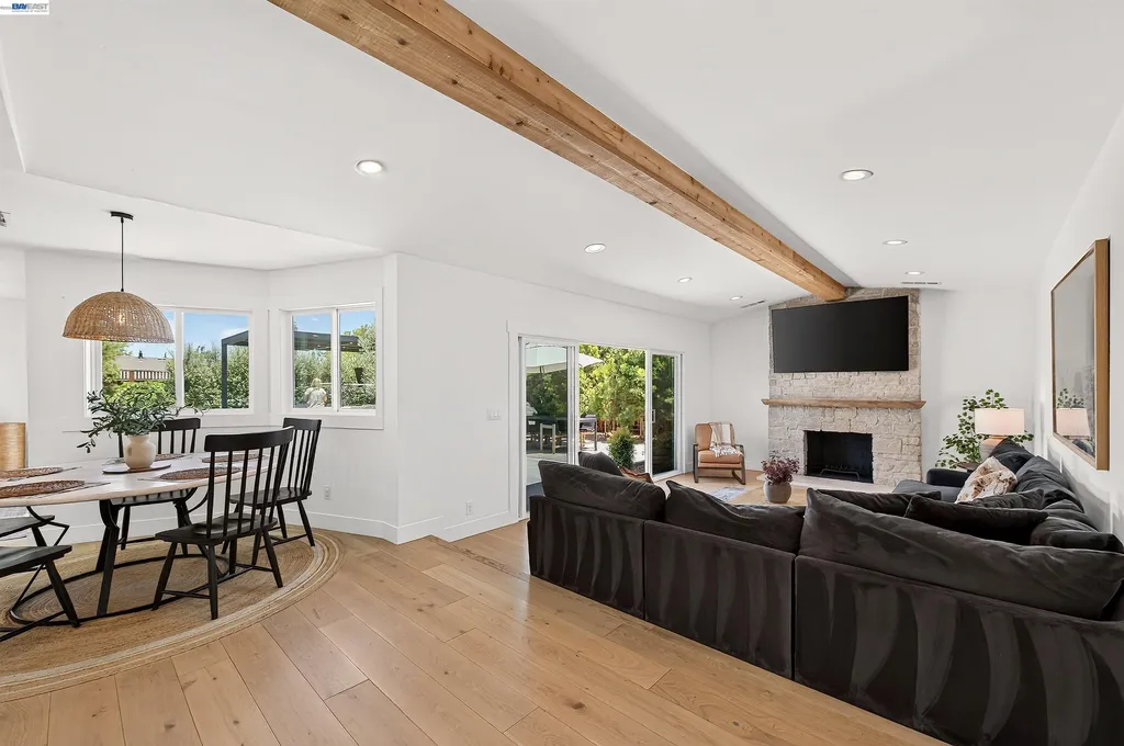 824 Alden Lane Livermore CA 94550