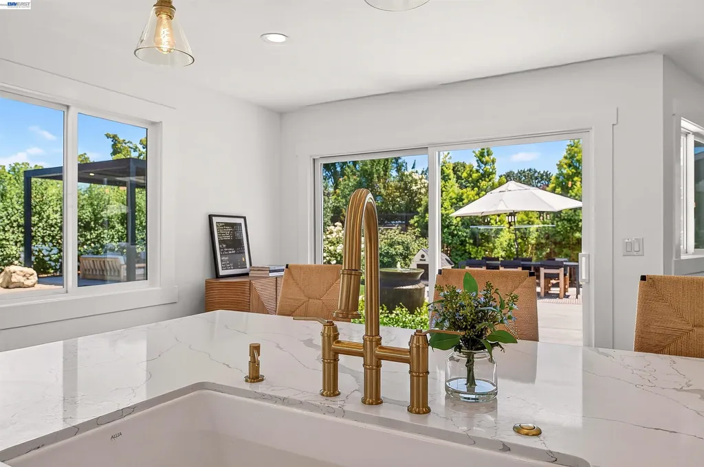 824 Alden Lane Livermore CA 94550