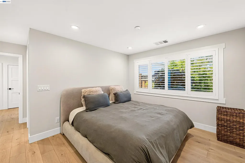 824 Alden Lane Livermore CA 94550