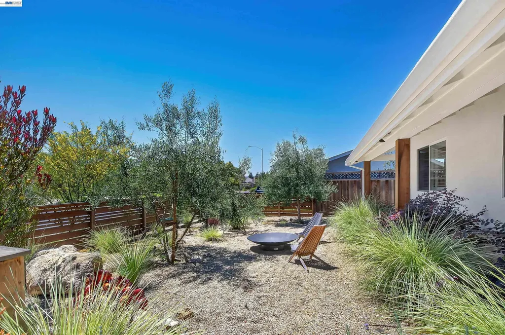 824 Alden Lane Livermore CA 94550