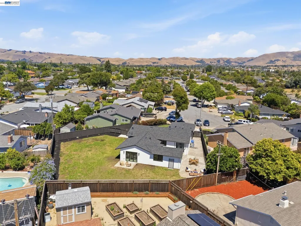 4683 De Silva Street Fremont CA 94538