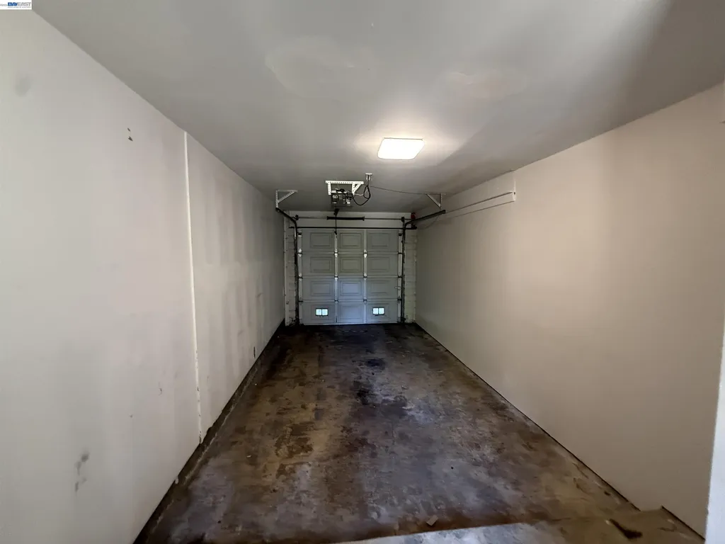 27787 Vasona Court Hayward CA 94544