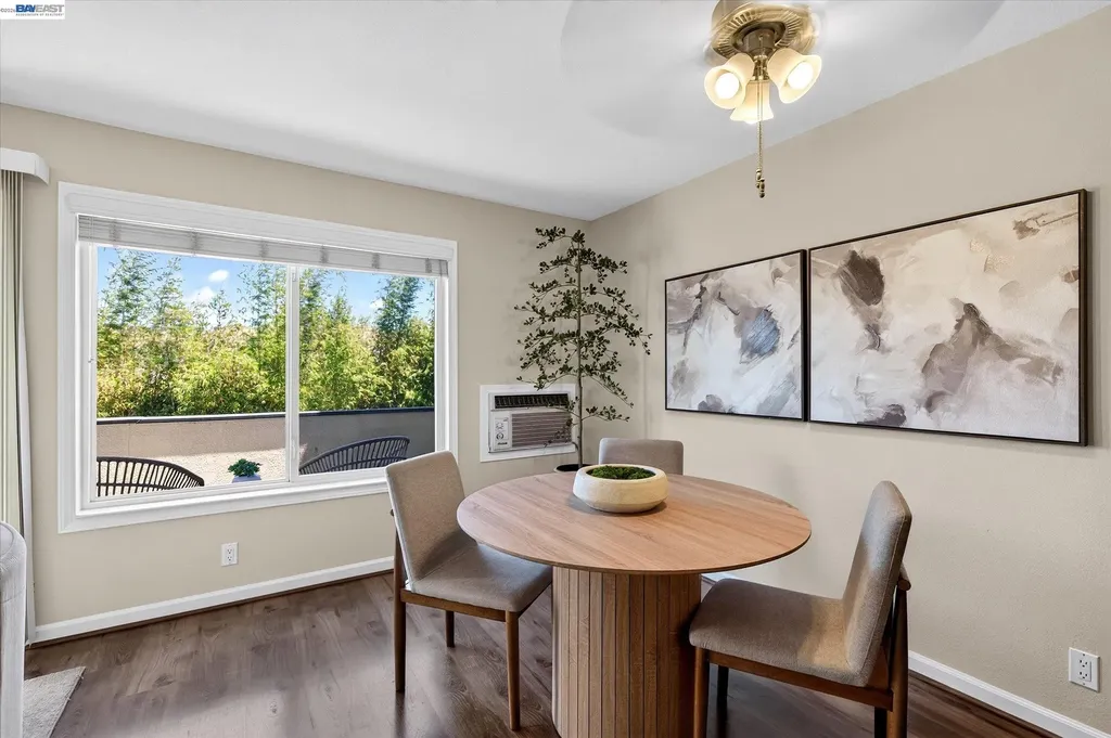 27787 Vasona Court Hayward CA 94544
