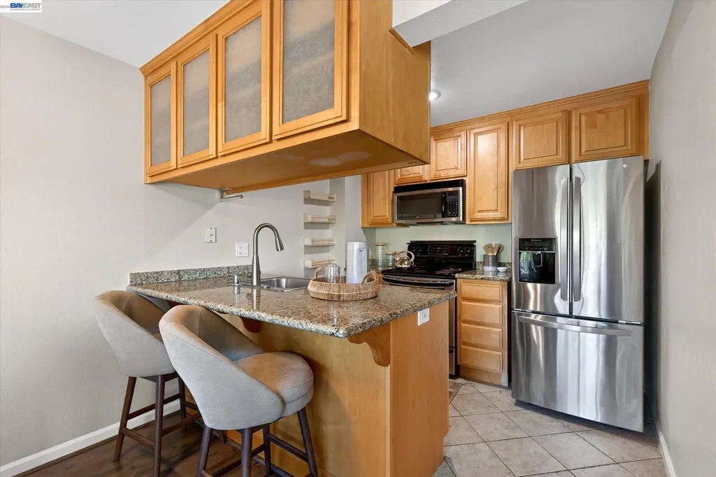 27787 Vasona Court Hayward CA 94544
