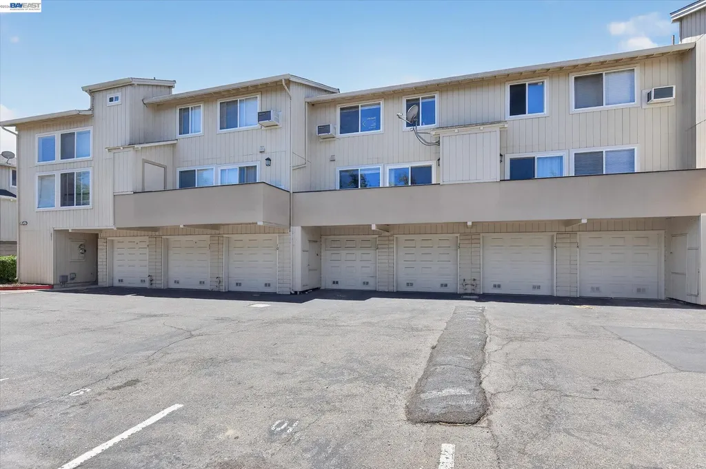 27787 Vasona Court Hayward CA 94544